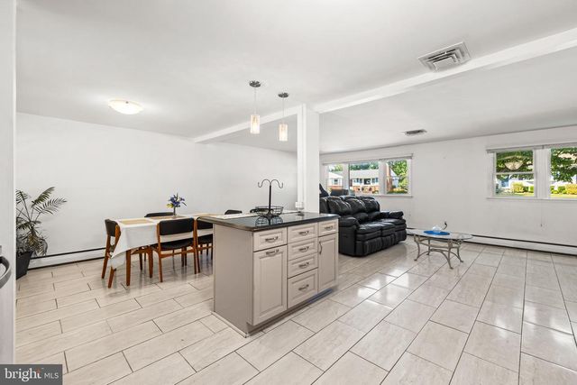 2115 SUBURBAN GREENS DR, Lutherville Timonium, MD 21093