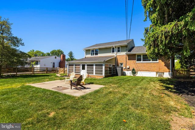 2115 SUBURBAN GREENS DR, Lutherville Timonium, MD 21093