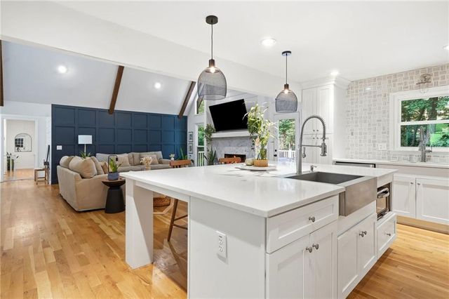 3043 S Meadow Court, Marietta, GA 30062