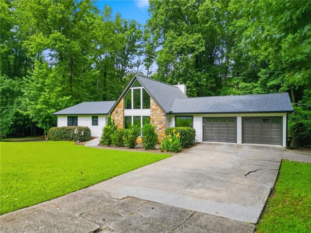 3043 S Meadow Court, Marietta, GA 30062