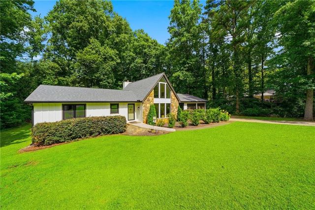 3043 S Meadow Court, Marietta, GA 30062