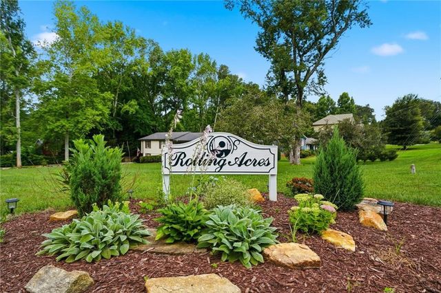 3043 S Meadow Court, Marietta, GA 30062