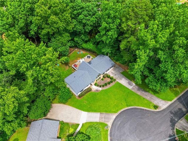 3043 S Meadow Court, Marietta, GA 30062