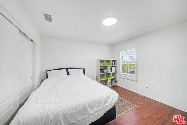 25684 Via Ventana, Valencia, CA 91381