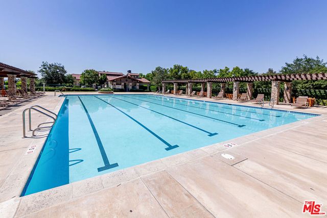 25684 Via Ventana, Valencia, CA 91381