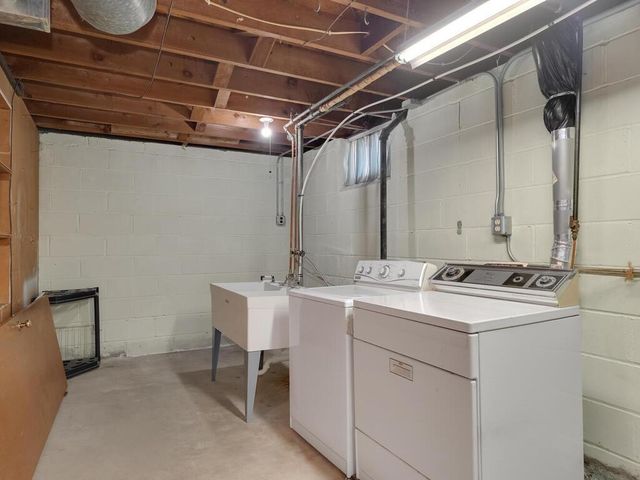 3036 Nevada Avenue S, Saint Louis Park, MN 55426