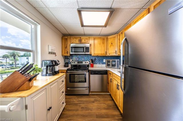 6220 Augusta DR 309, Fort Myers, FL 33907