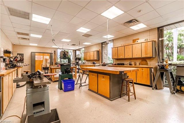 6220 Augusta DR 309, Fort Myers, FL 33907