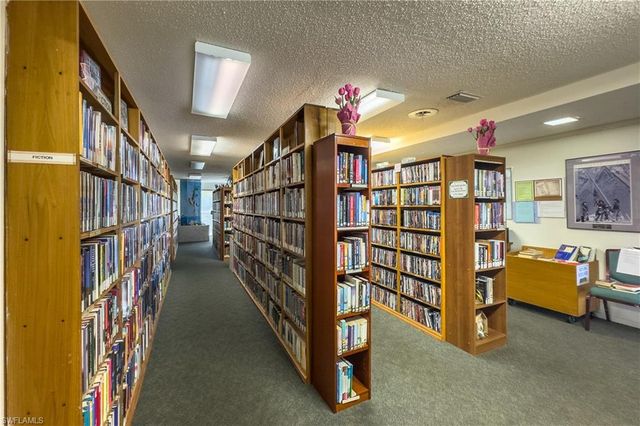 6220 Augusta DR 309, Fort Myers, FL 33907