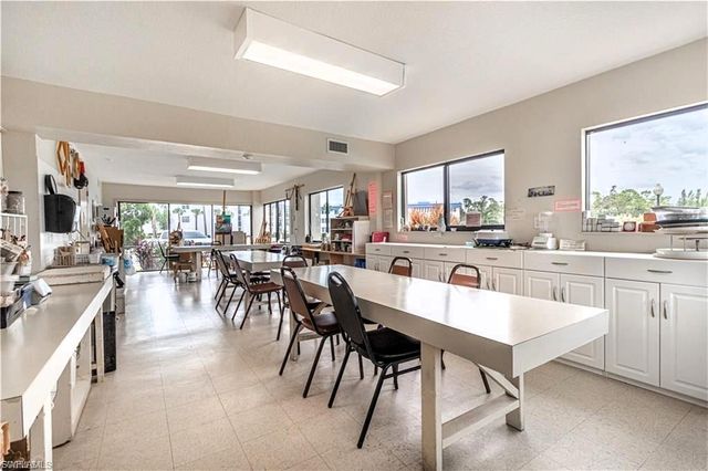 6220 Augusta DR 309, Fort Myers, FL 33907