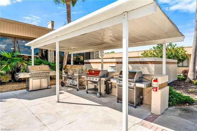 6220 Augusta DR 309, Fort Myers, FL 33907