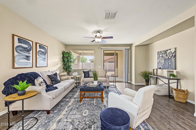 1075 W REDWOOD Avenue, Queen Creek, AZ 85140