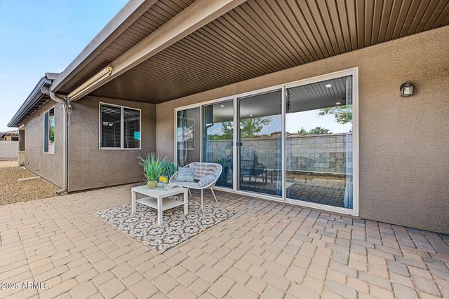 1075 W REDWOOD Avenue, Queen Creek, AZ 85140