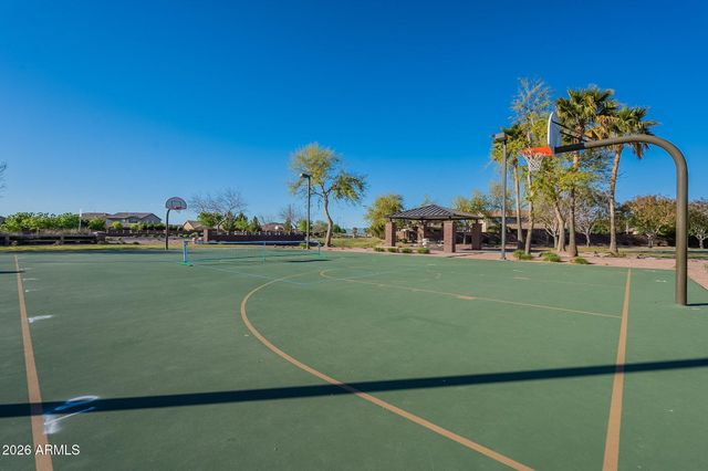 1075 W REDWOOD Avenue, Queen Creek, AZ 85140