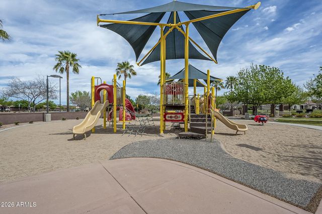 1075 W REDWOOD Avenue, Queen Creek, AZ 85140