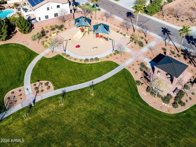1075 W REDWOOD Avenue, Queen Creek, AZ 85140
