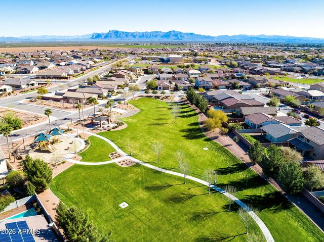 1075 W REDWOOD Avenue, Queen Creek, AZ 85140