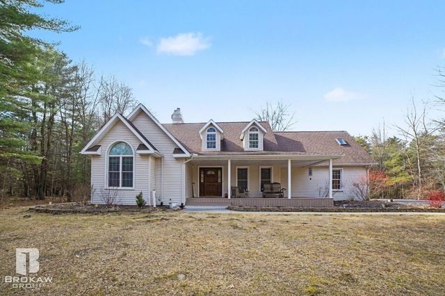 2910 Ginger Drive, Coleman, MI 48618
