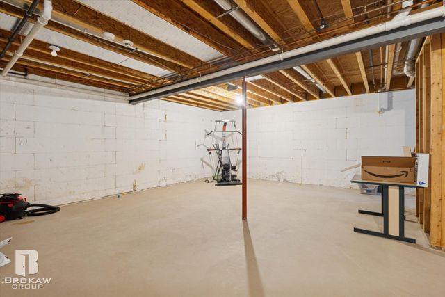 2910 Ginger Drive, Coleman, MI 48618