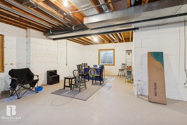 2910 Ginger Drive, Coleman, MI 48618