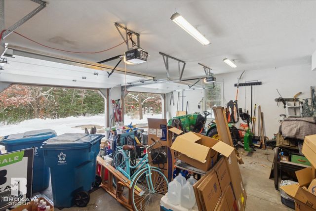 2910 Ginger Drive, Coleman, MI 48618