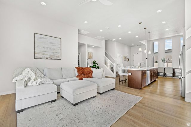 2924 S 2500 W, Syracuse, UT 84075