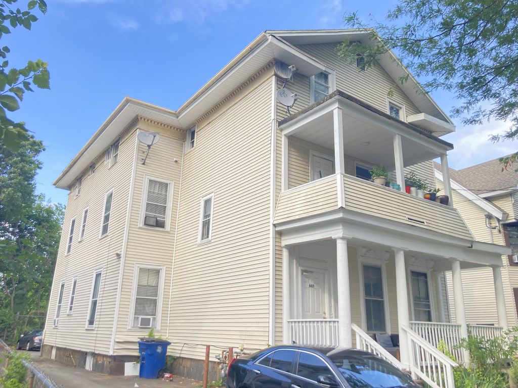 607 Elm Street, New Haven, CT 06511