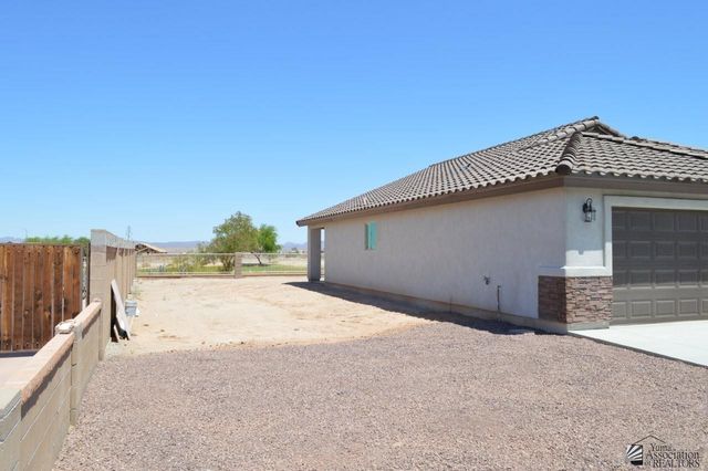 27324 Ligurta Ln, Wellton, AZ 85356