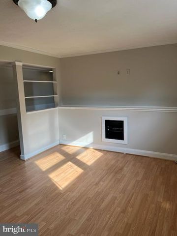 10310 MEADOWVIEW DR, Fredericksburg, VA 22408