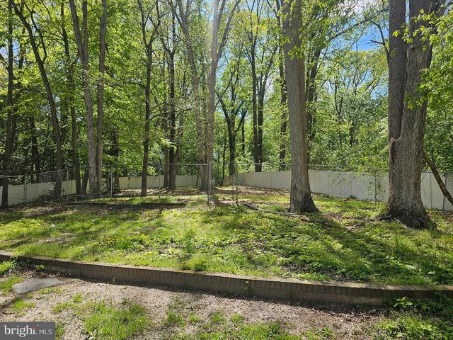 5 HIGGINS AVE, Clementon, NJ 08021