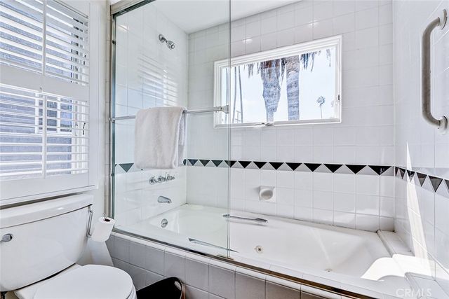 2328 Beach Avenue, Venice, CA 90291