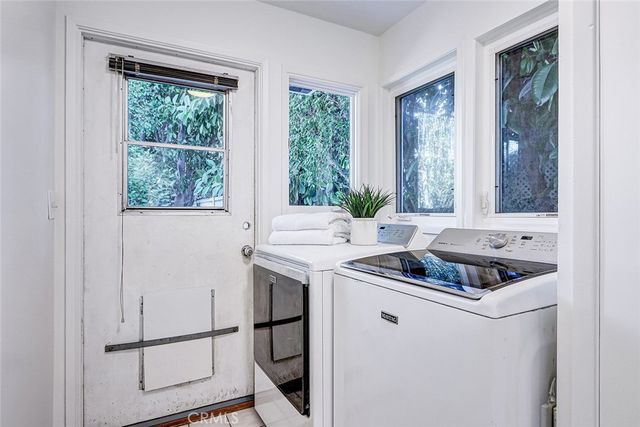 2328 Beach Avenue, Venice, CA 90291