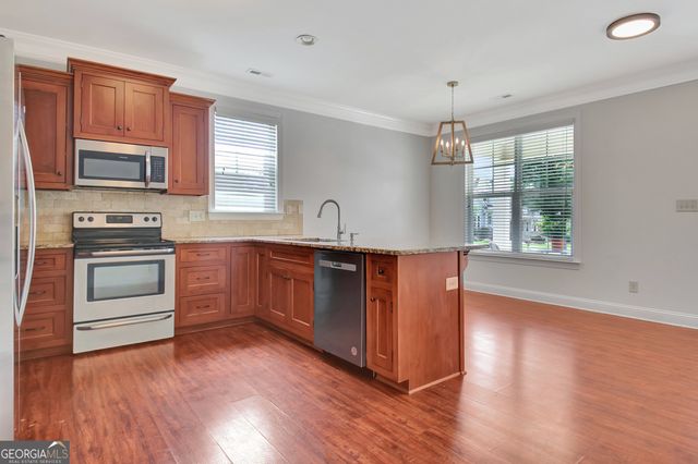 155 Colonial Court, Fayetteville, GA 30214