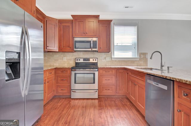 155 Colonial Court, Fayetteville, GA 30214