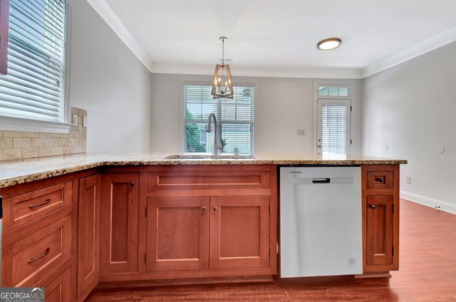 155 Colonial Court, Fayetteville, GA 30214