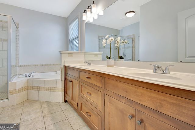 155 Colonial Court, Fayetteville, GA 30214