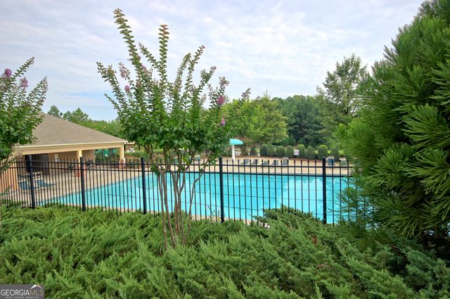 155 Colonial Court, Fayetteville, GA 30214