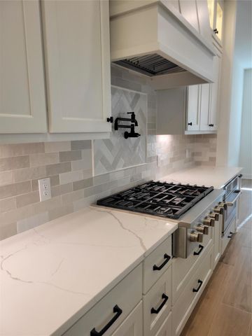 64 Carmel Court, Montgomery, TX 77356