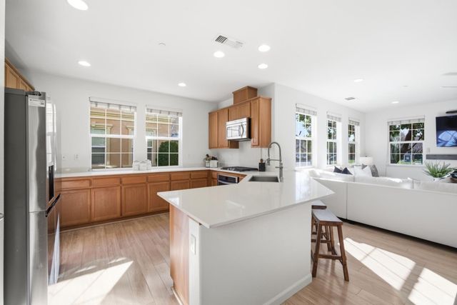 115 Lusitano Way, Gilroy, CA 95020