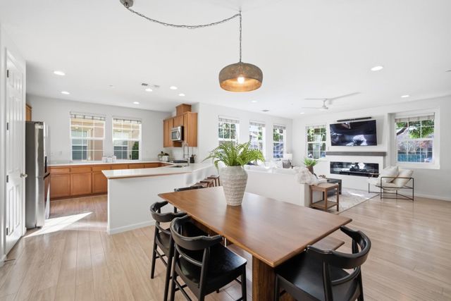 115 Lusitano Way, Gilroy, CA 95020