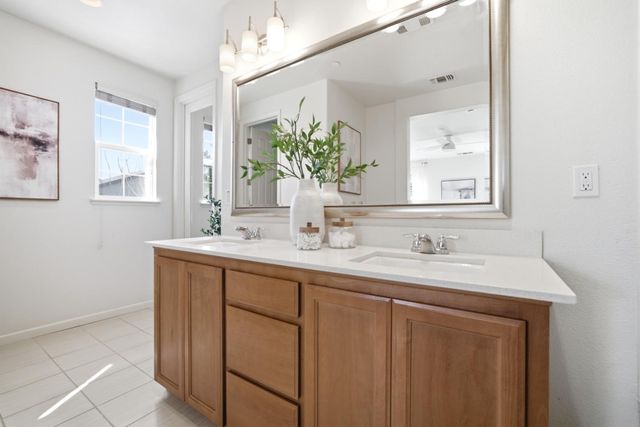 115 Lusitano Way, Gilroy, CA 95020