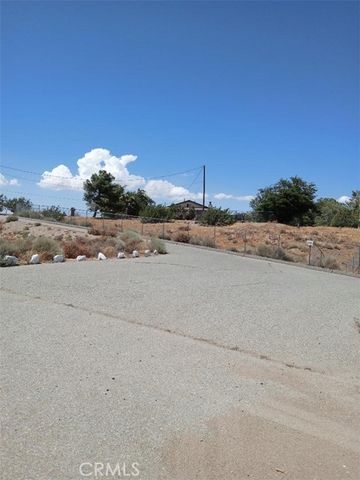 10722 Phelan Road, Oak Hills, CA 92344