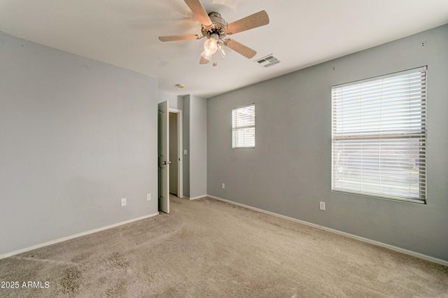 8530 E KIVA Avenue, Mesa, AZ 85209