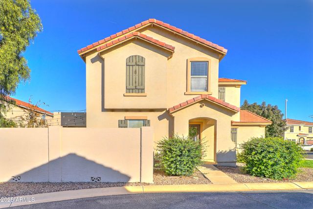 8530 E KIVA Avenue, Mesa, AZ 85209