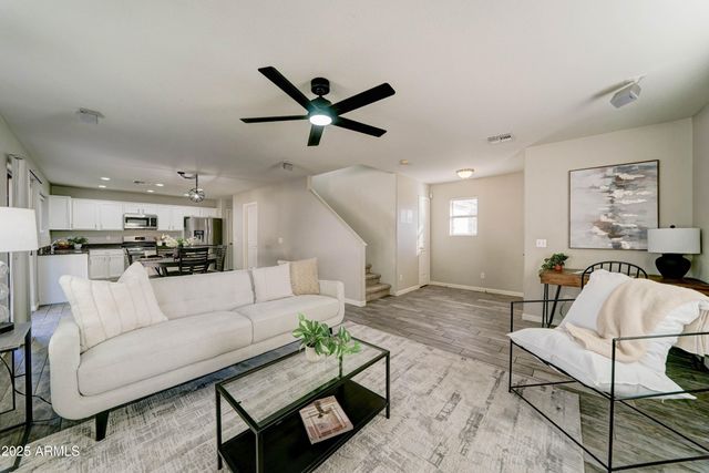 8530 E KIVA Avenue, Mesa, AZ 85209