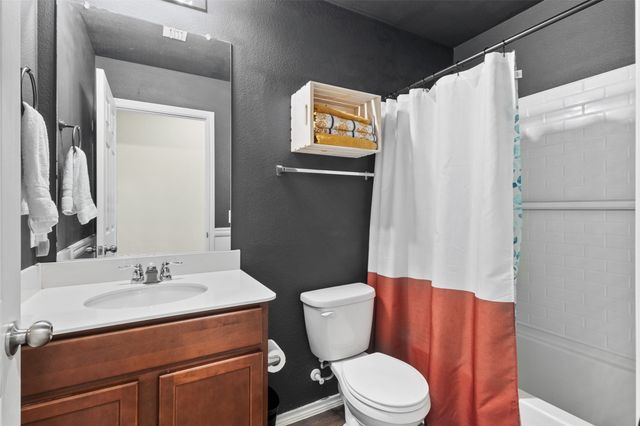 1914 Waggoner Drive, Aubrey, TX 76227