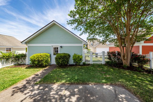 209 Barberry Street, Summerville, SC 29483