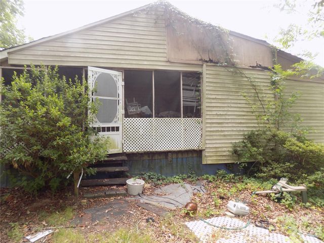 604 W Harrison Avenue, Gastonia, NC 28052