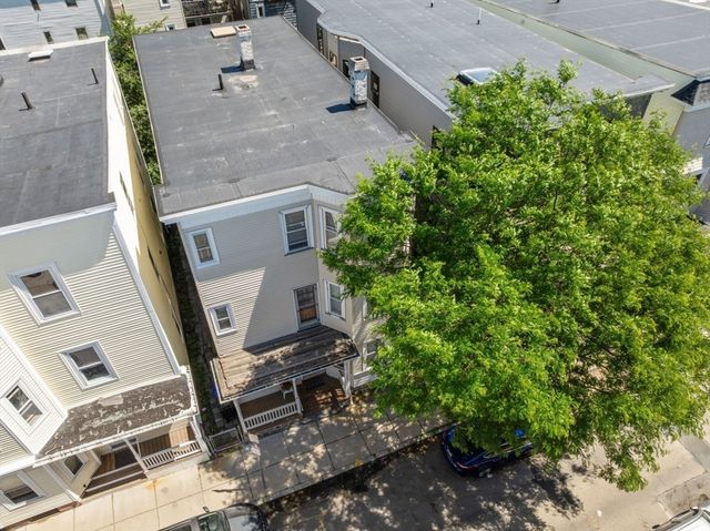 25 Howell St, Boston, MA 02125