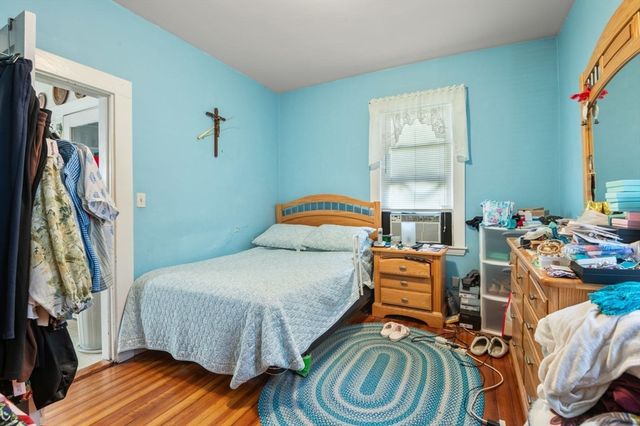 25 Howell St, Boston, MA 02125